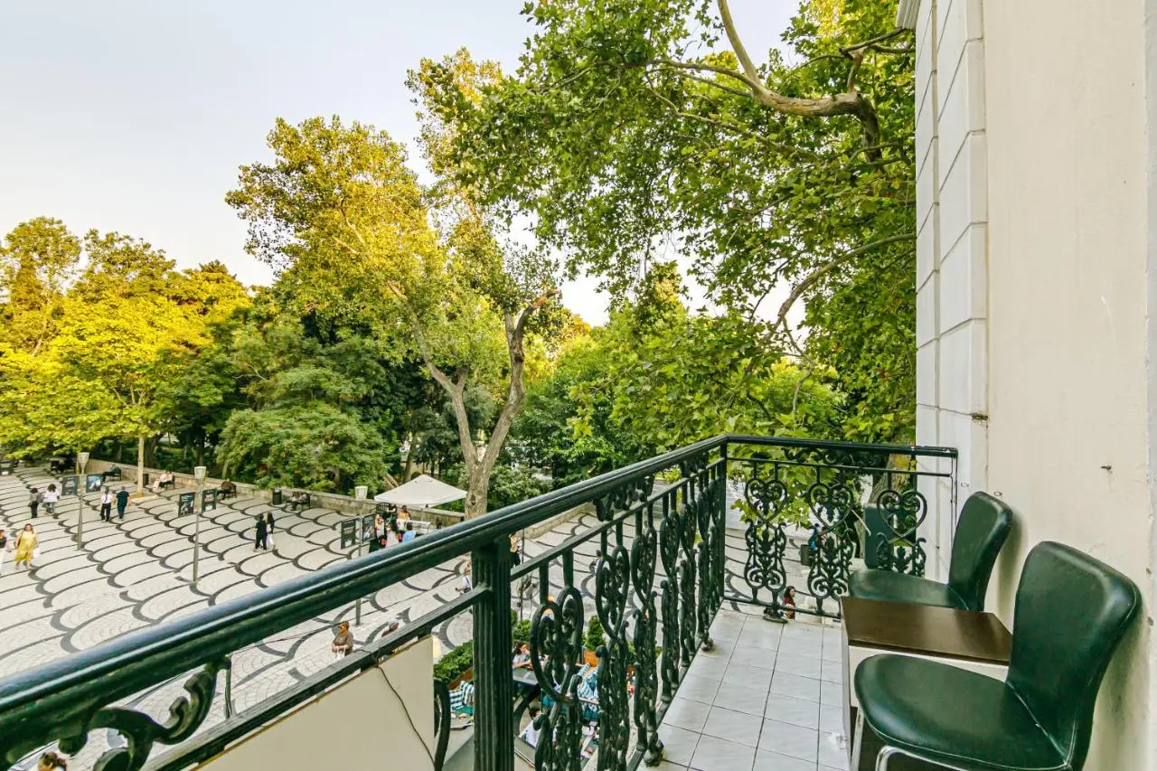 SUNSET Lux Apartment on Baku
