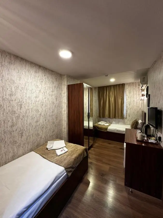Double DD Hotel
