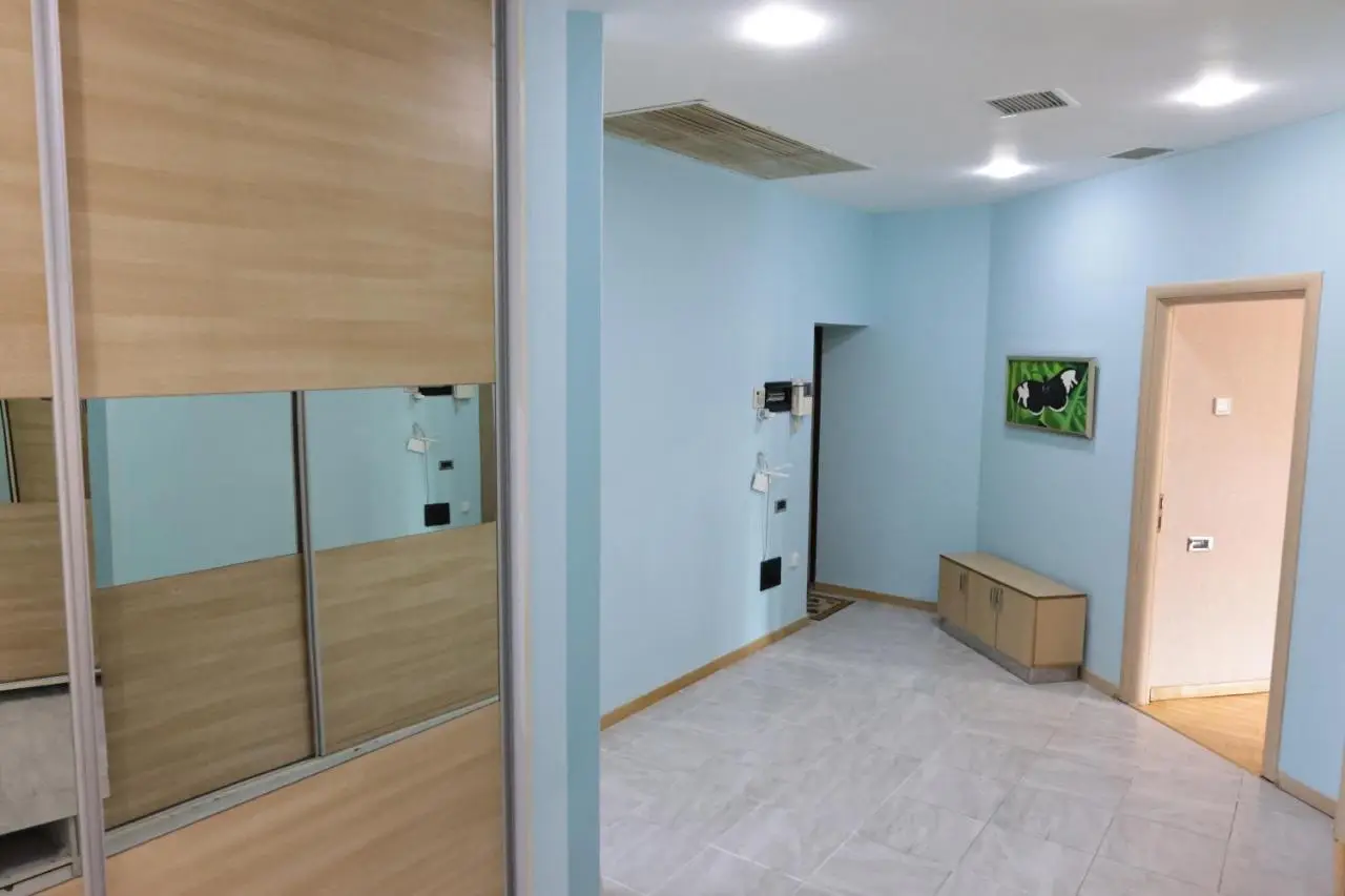 2 bathrooms apartment