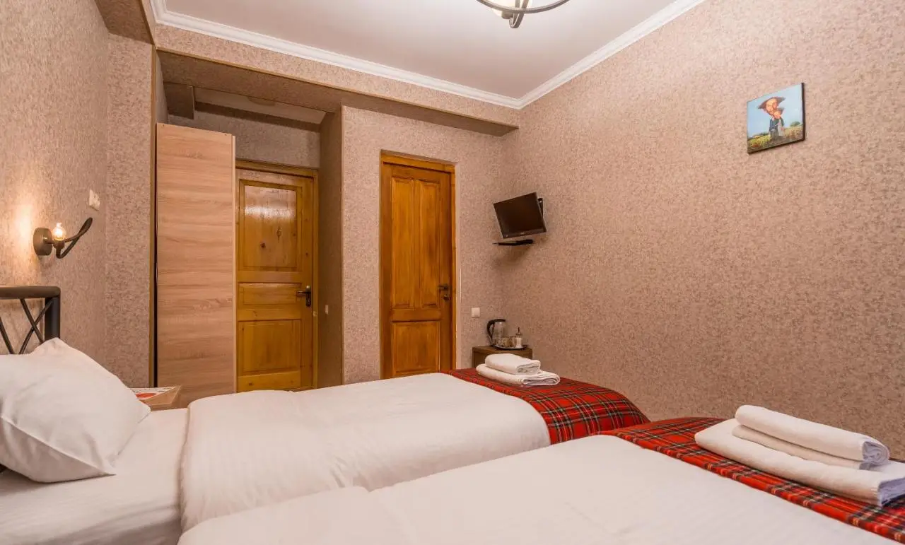 Hotel at Gomi 19