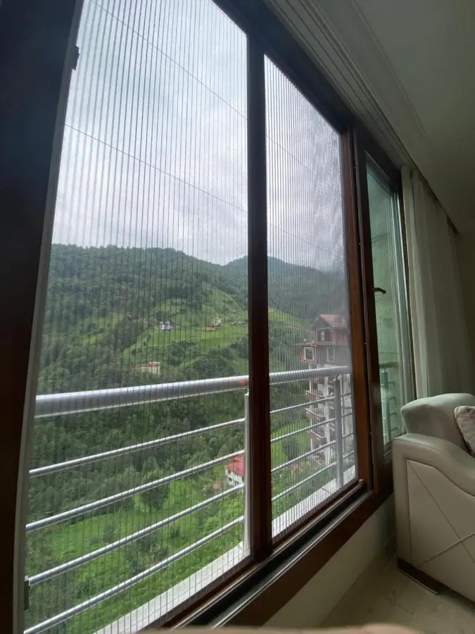Komilo Homes - Functional Modern Suite