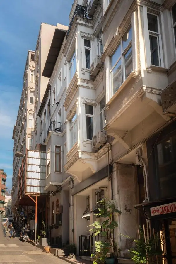 5 Apartment Galata