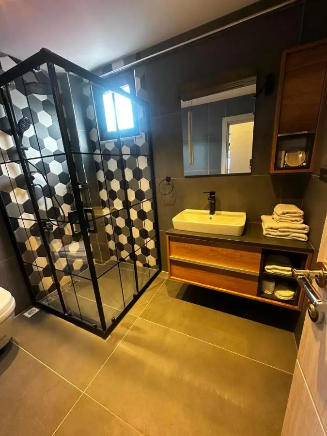 MarinaBlueGarden34