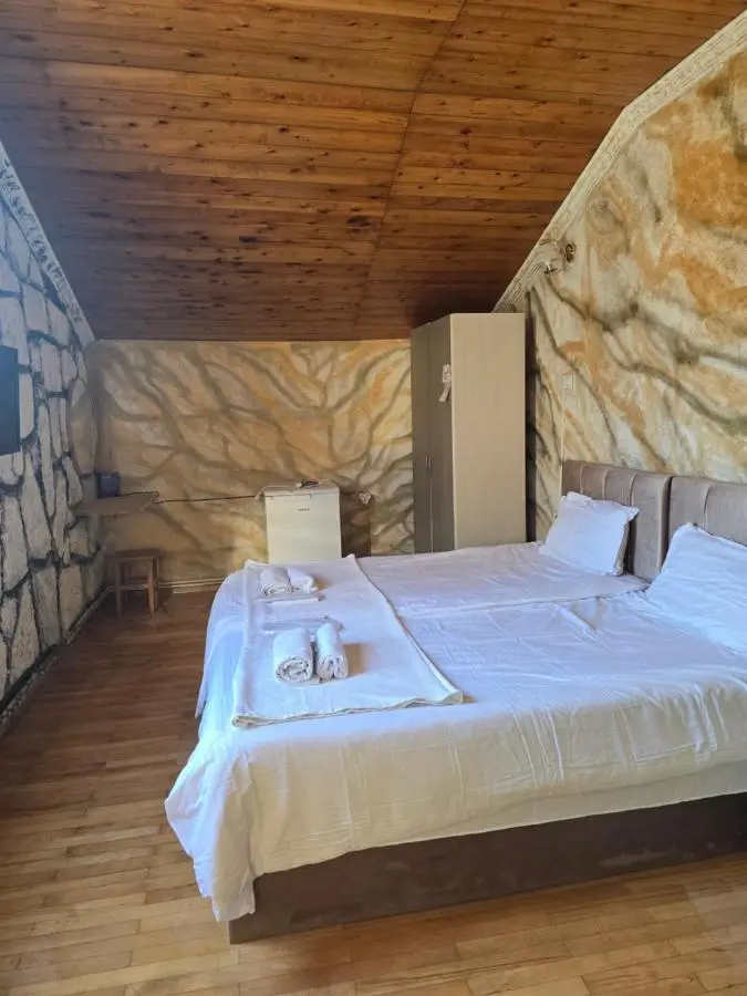 Hirmas boutique hotel