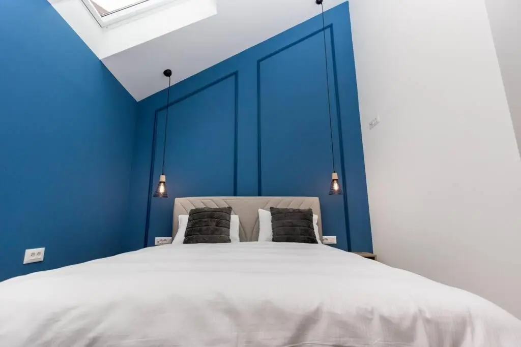 Royal Blue Apartment