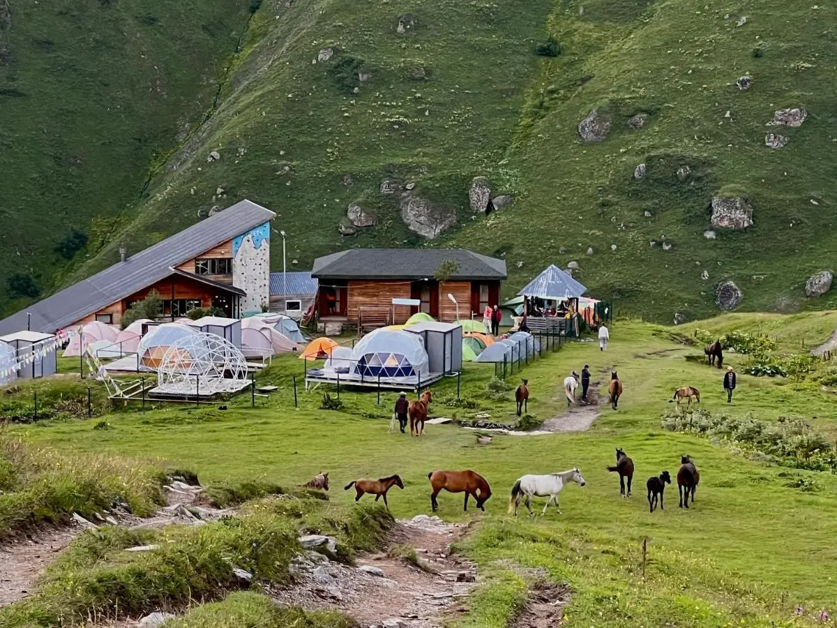 Zeta Camping -Chaukhi View Mountain Retreat