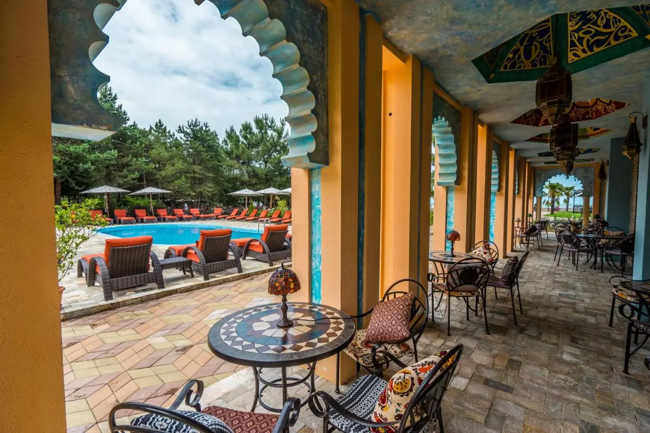 Dreamland Oasis Hotel Chakvi