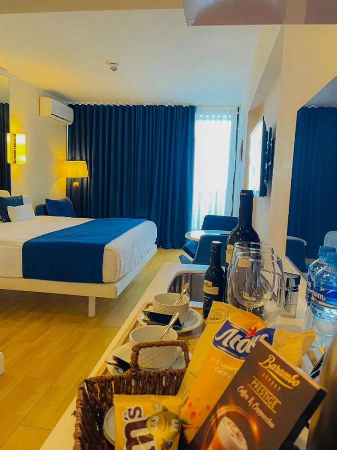 Luxury View Hotel