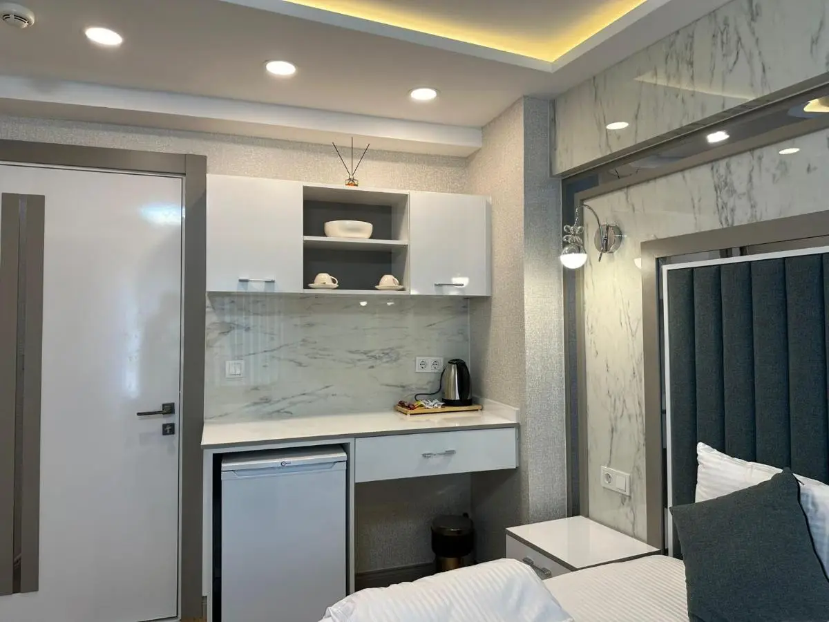 gazelle suites
