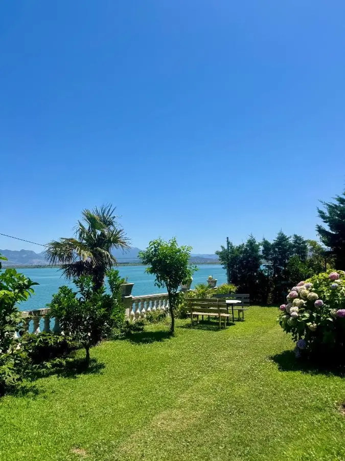 Bella Vista
