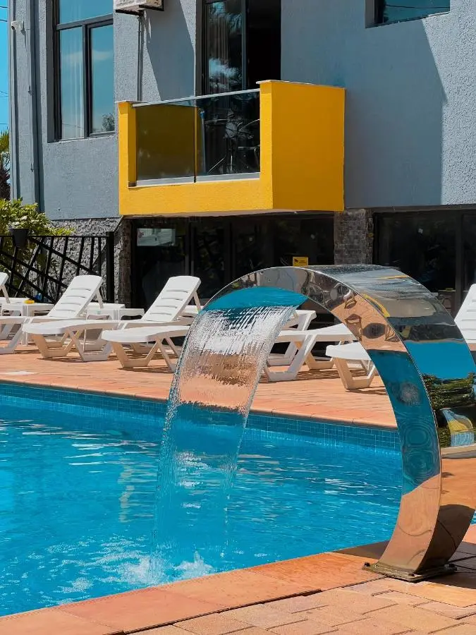 Casa Del Mar