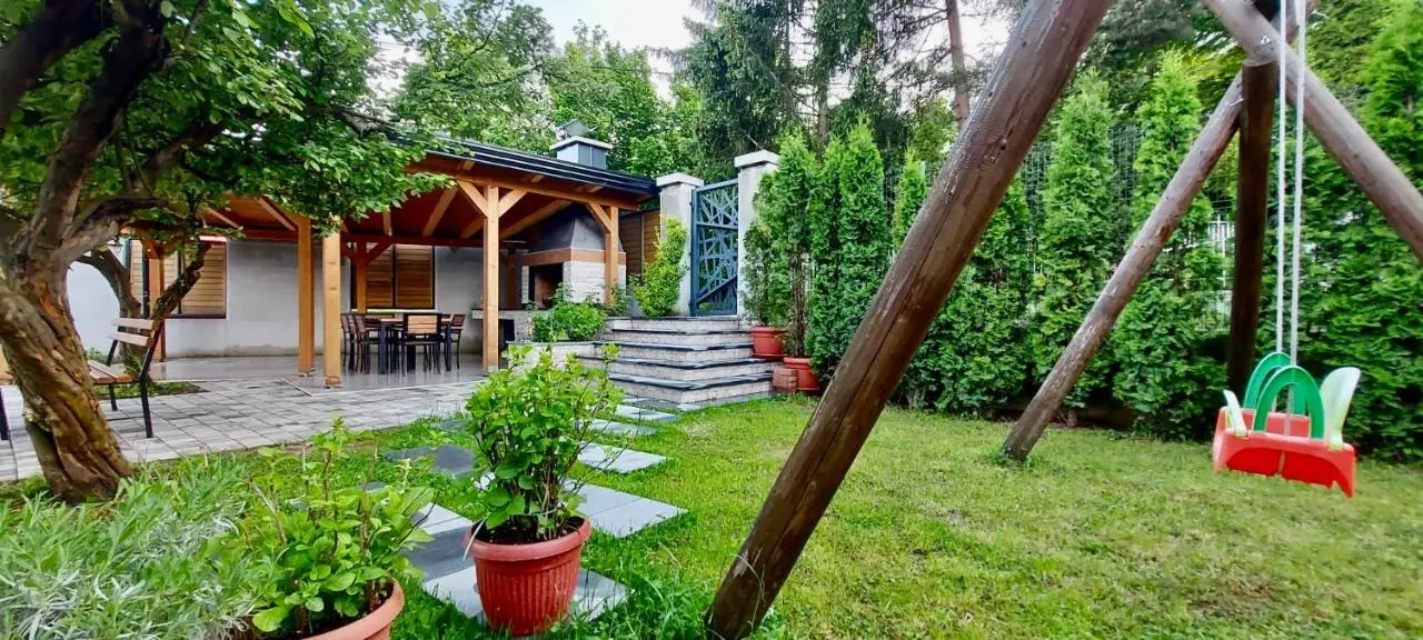 Villa Wood & Green SPA