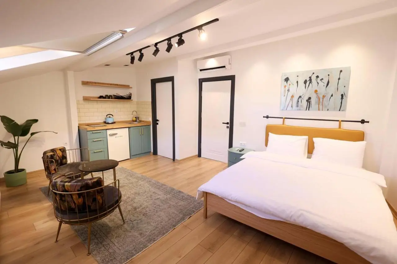 Evra Suites Hotel