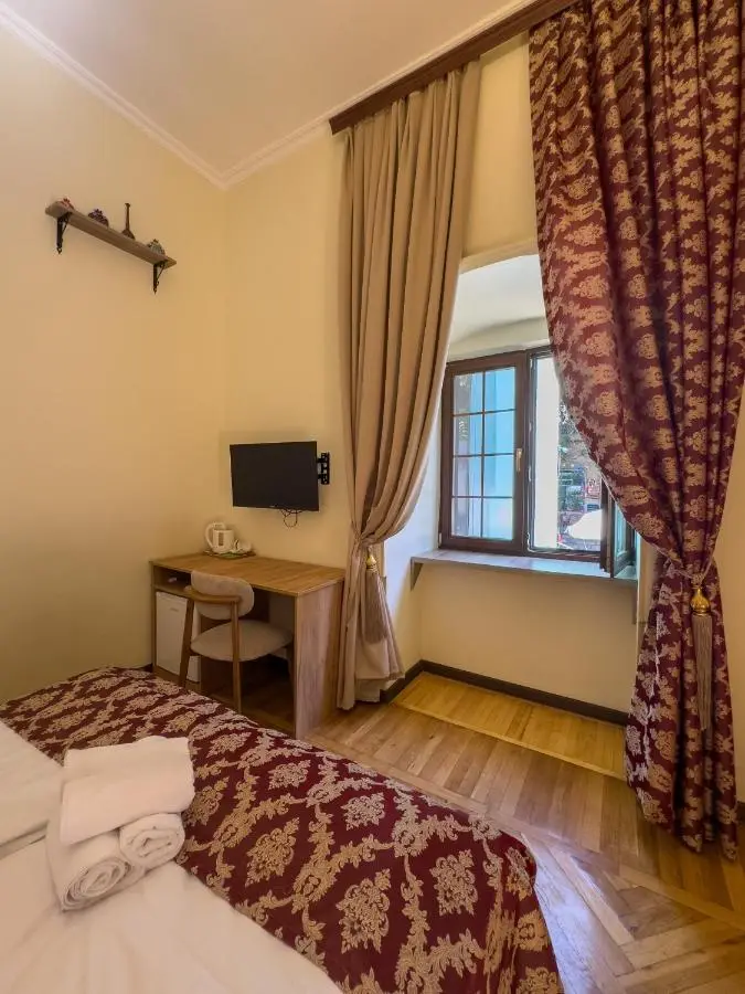 Suvenir Hotel