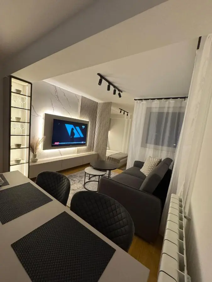 Luxury Prime Apartments with Parking