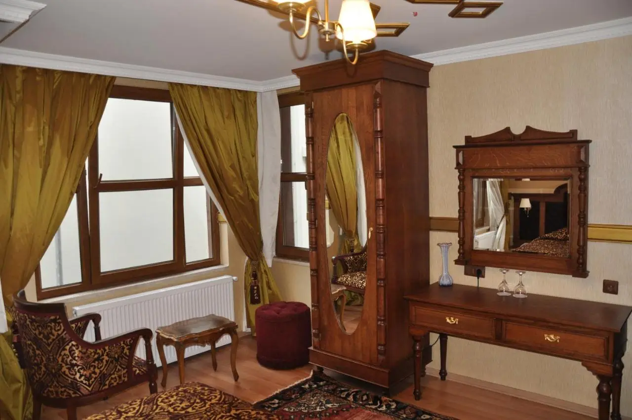 Aruna Boutique Hotel