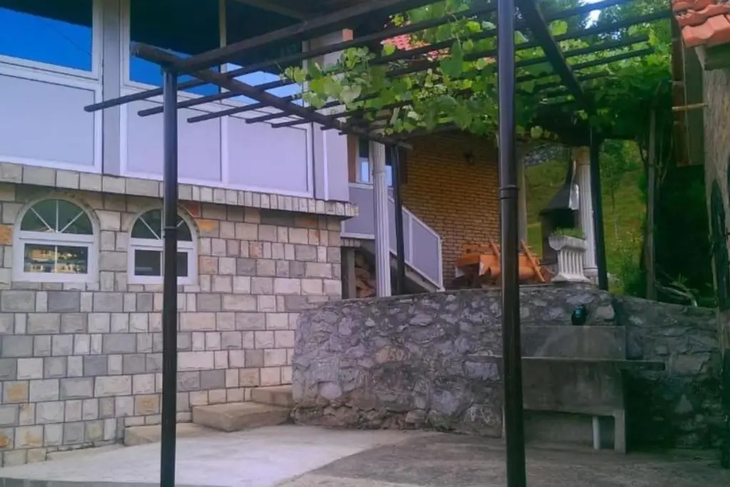 Vila Afan Ušivak