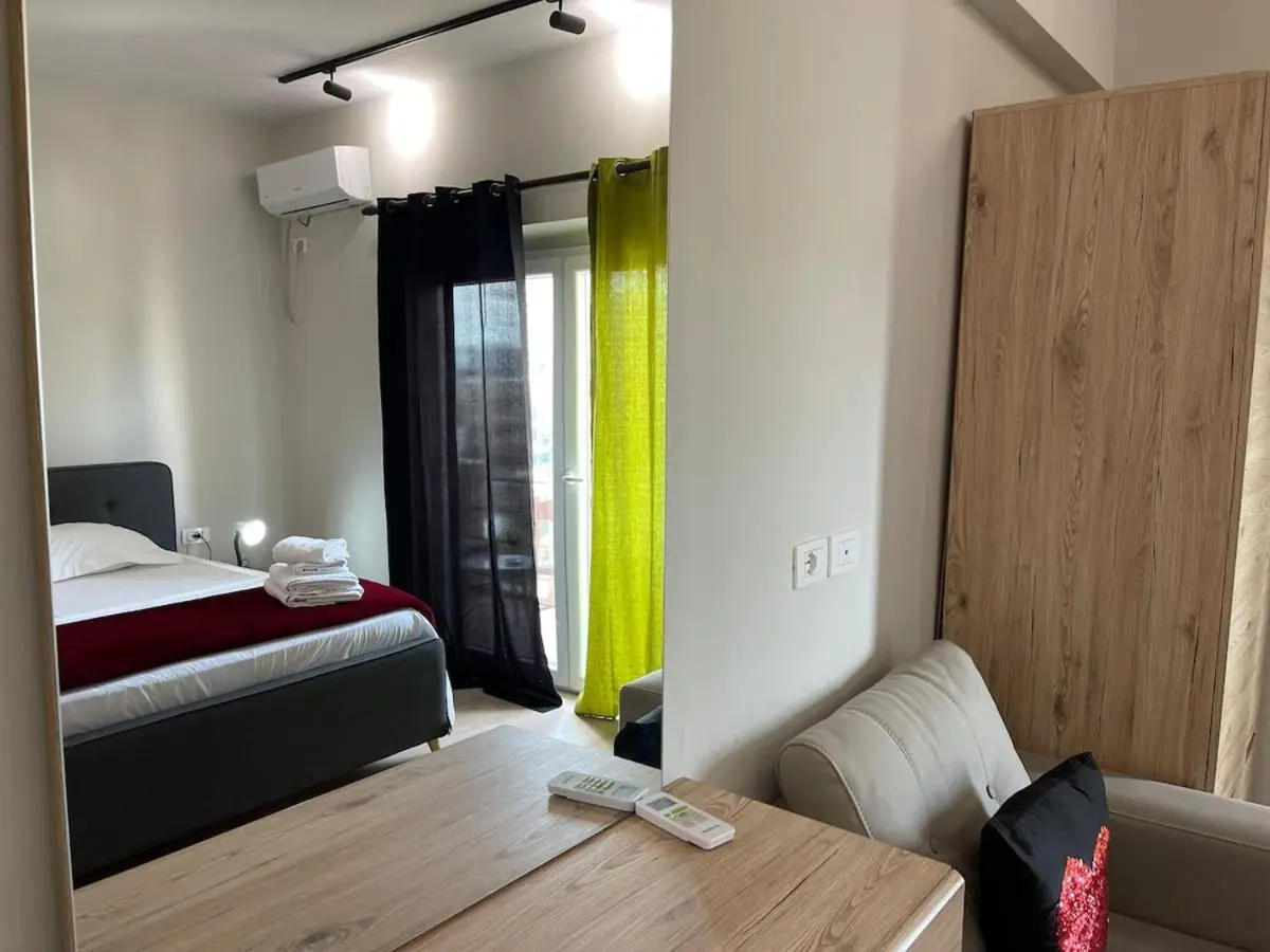 Museum Center One Bedroom App - ENJOY TRAVEL