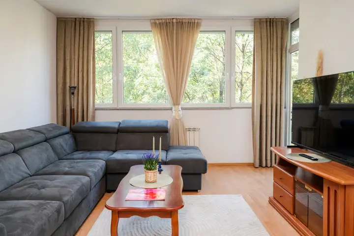 Engadin | 3BDR Apt - City Center