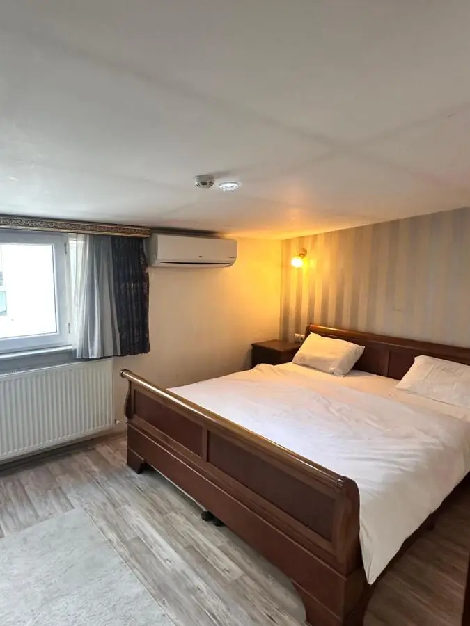 taksim white family suites