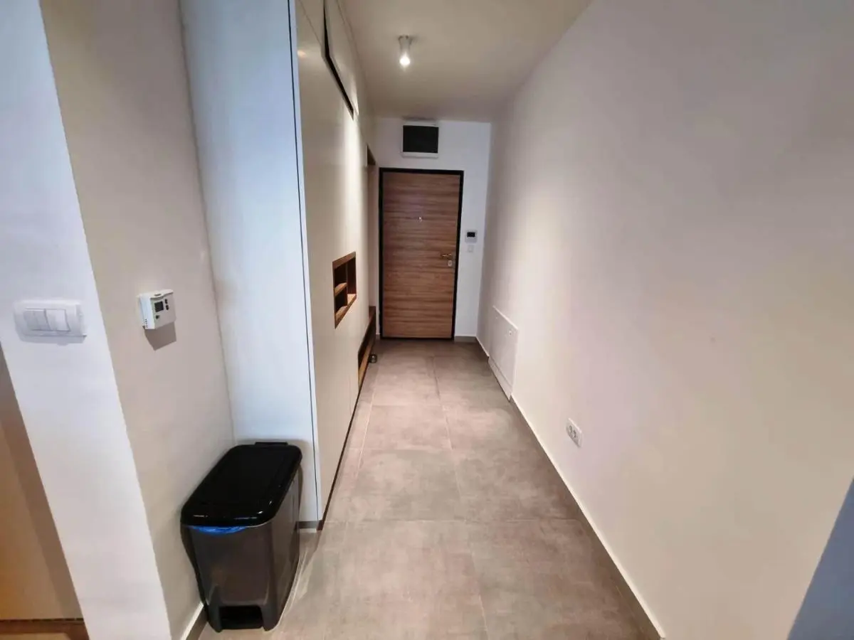 Airport Penthouse Apartments