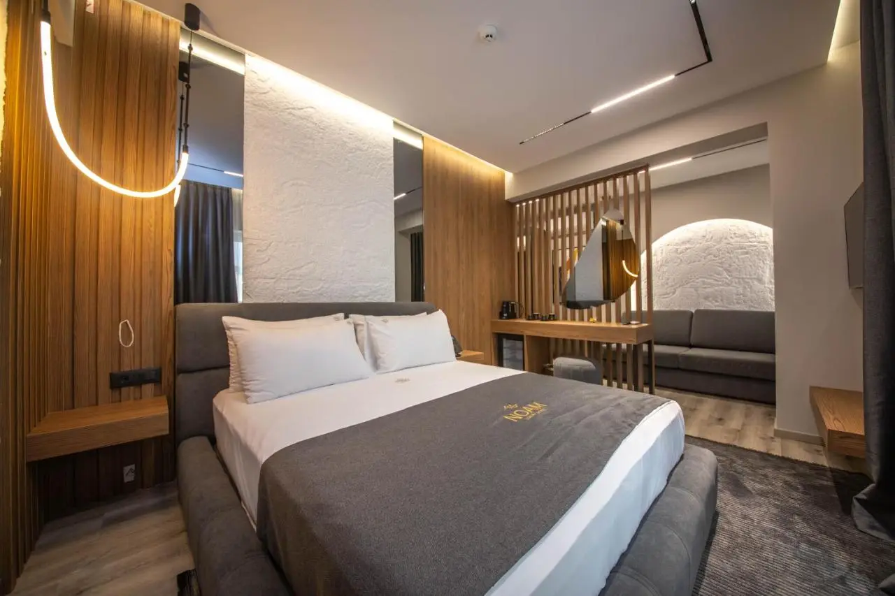 Noam Luxury Hotel