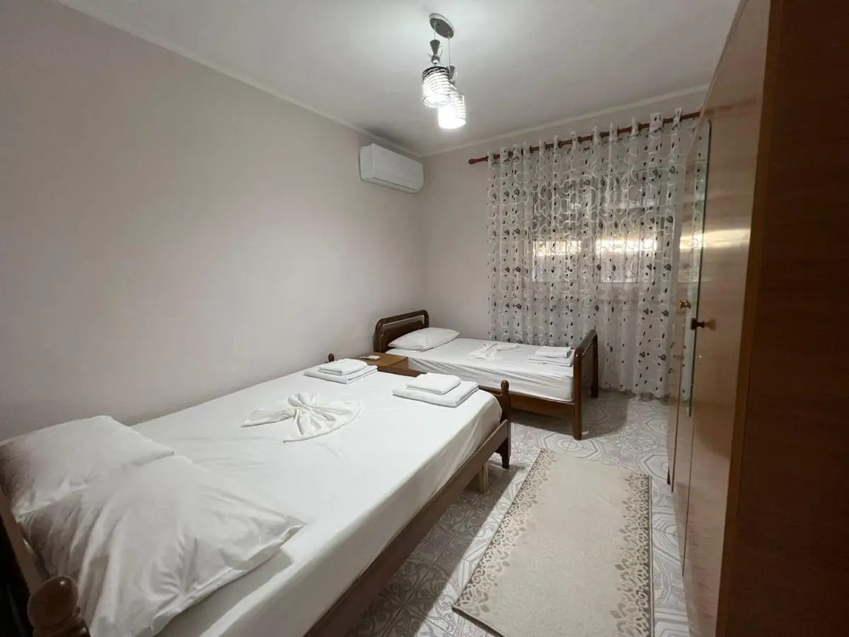 Home Shkodra Center