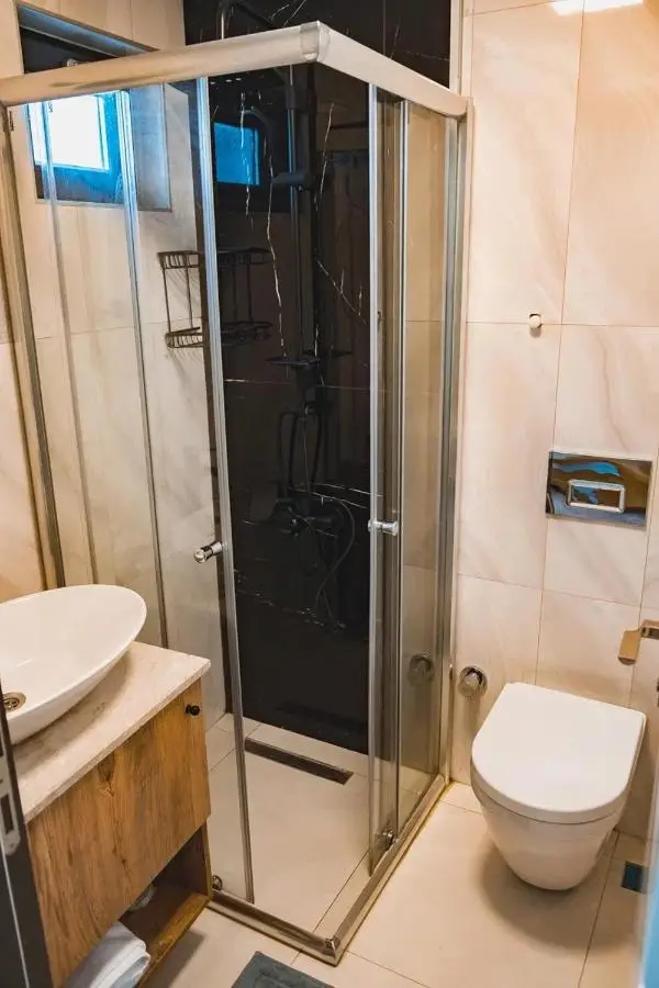 ONLY ONE Suites & Residences