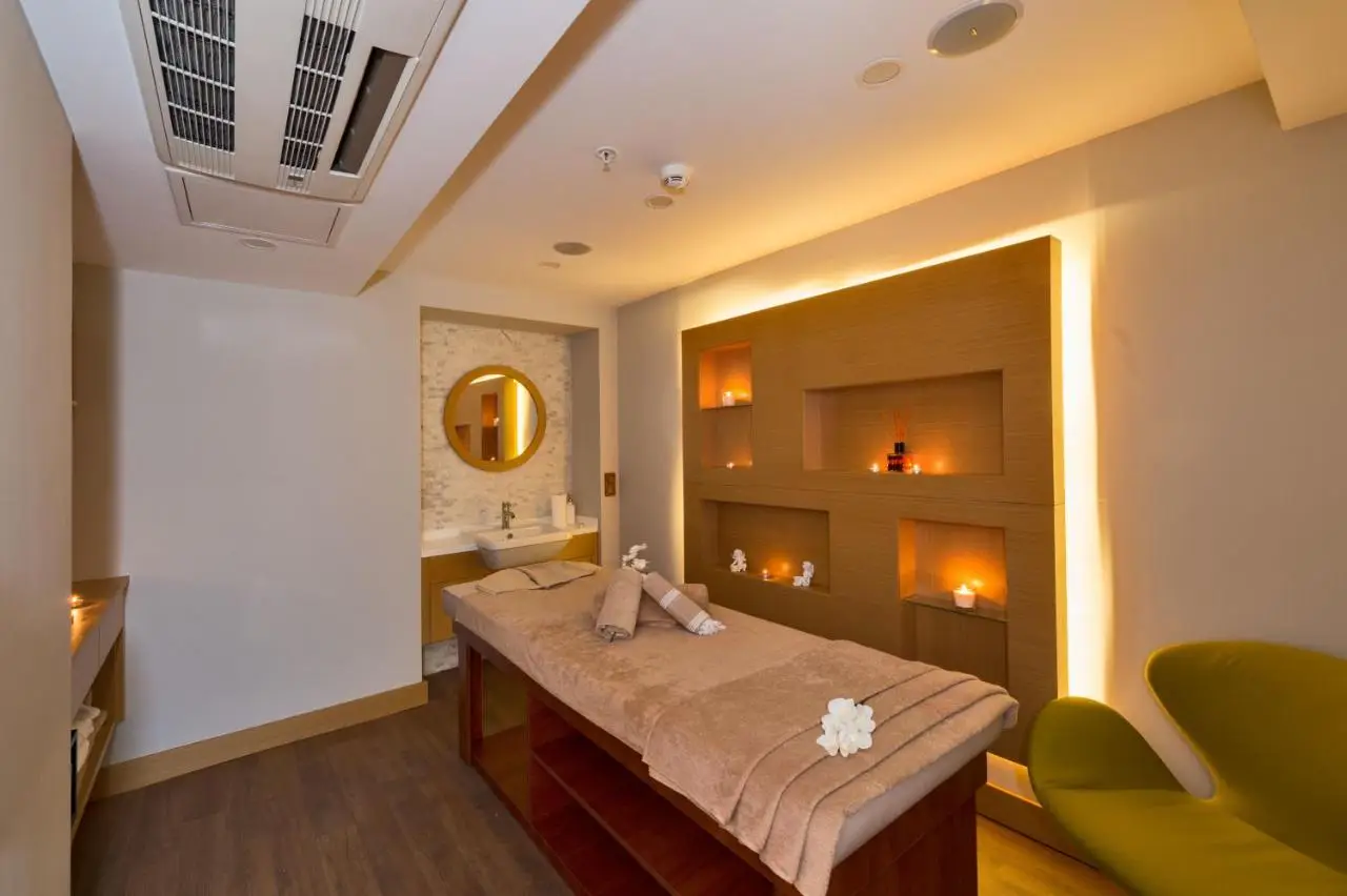 Hotel Boursier 1 & Spa