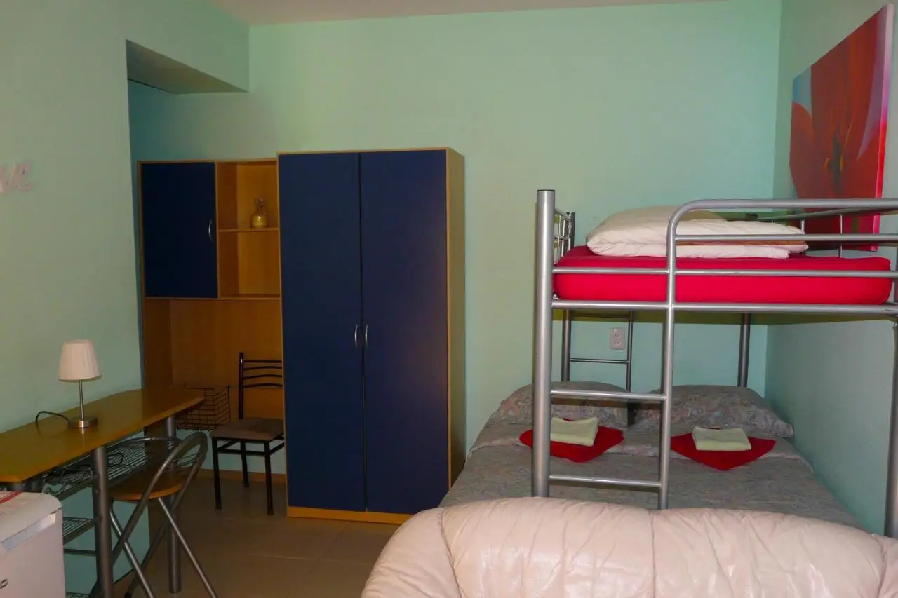 Why Me Eco-friendly Hostel - metro access