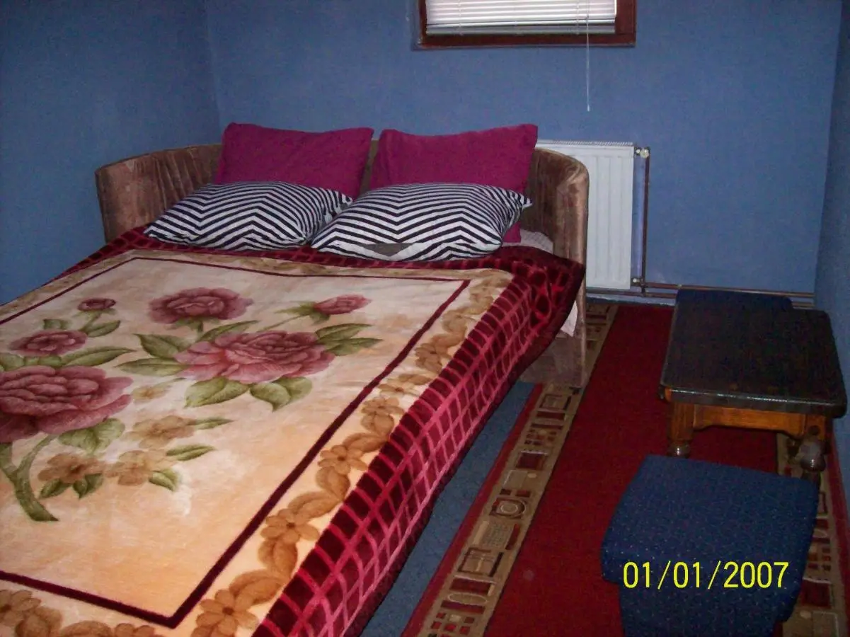 Room Apartments Stari Konak