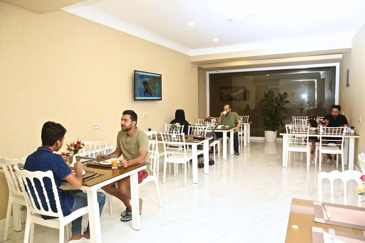 Rusel Hotel