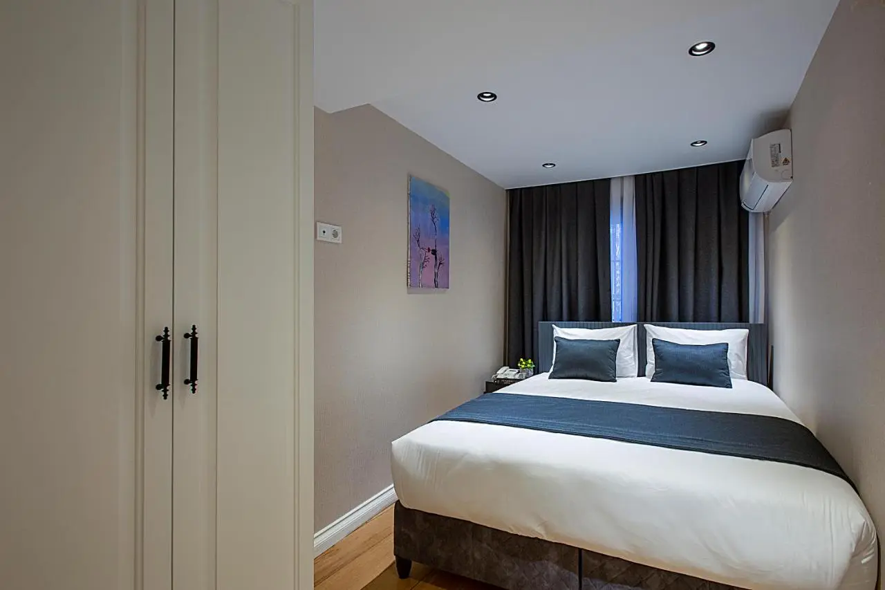 Moss Suites Hotel