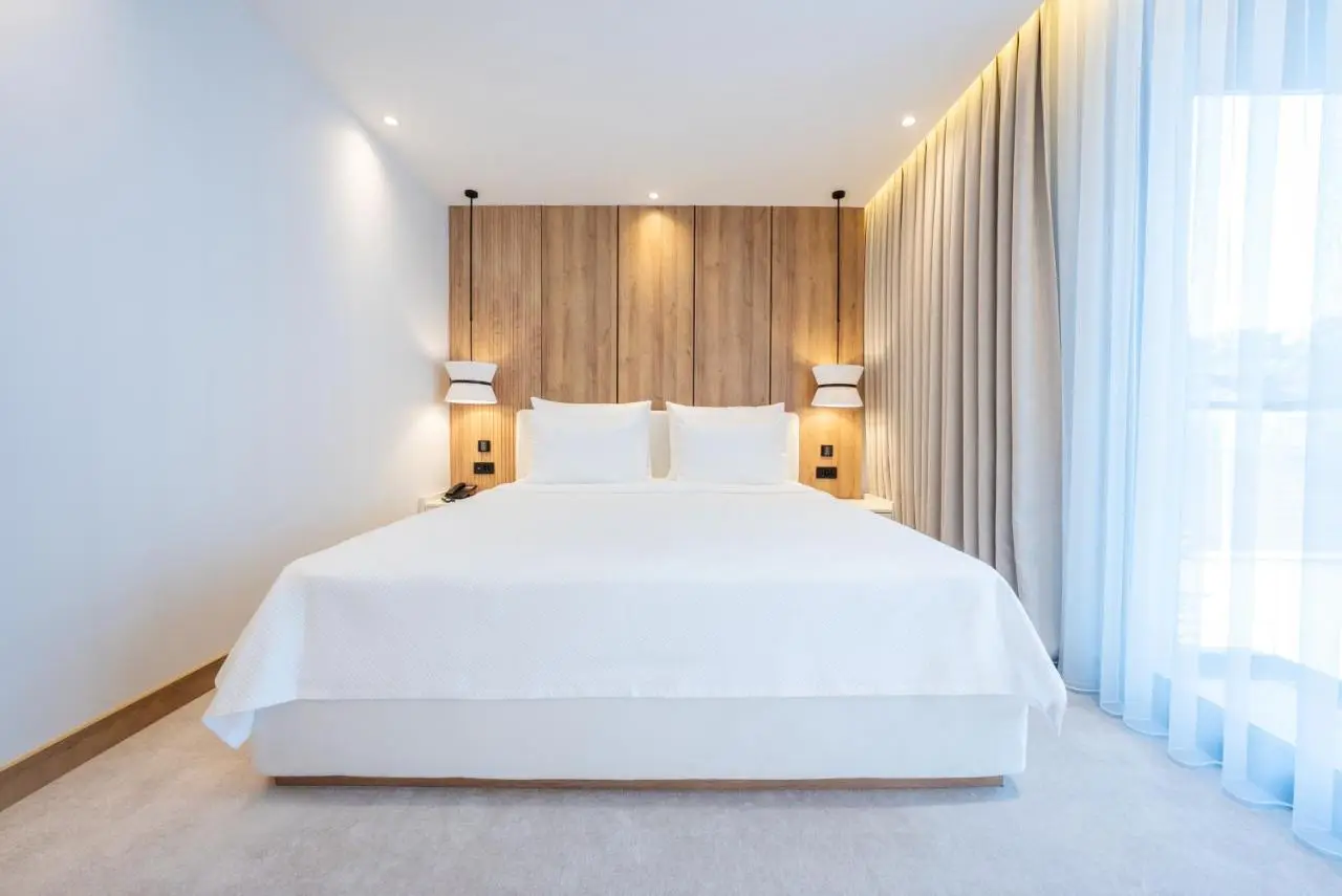 Premier Lounge Hotel