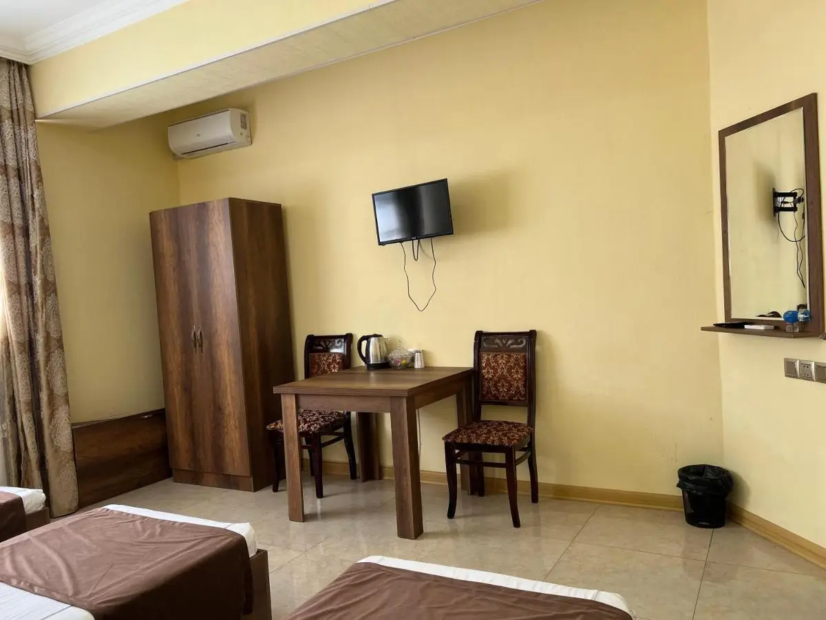 Rahat Hotel