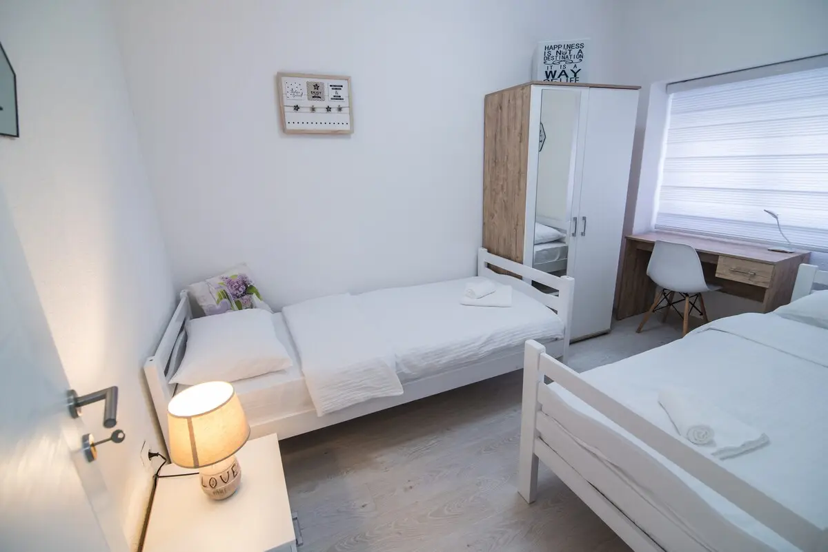 Love Apartment 2
