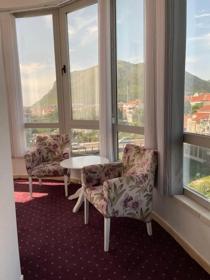 Lux Apartments