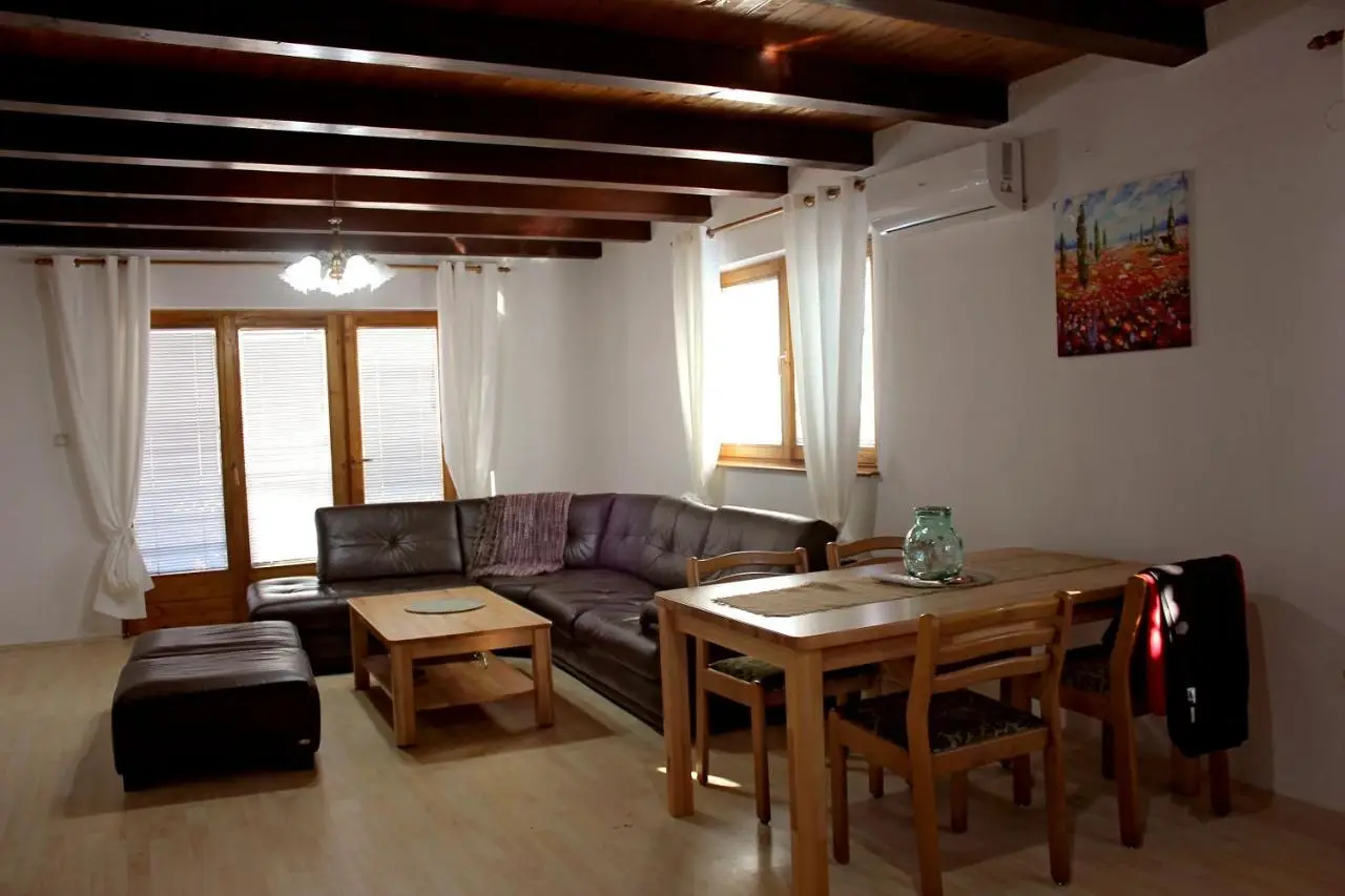 SARAJEVO HOME
