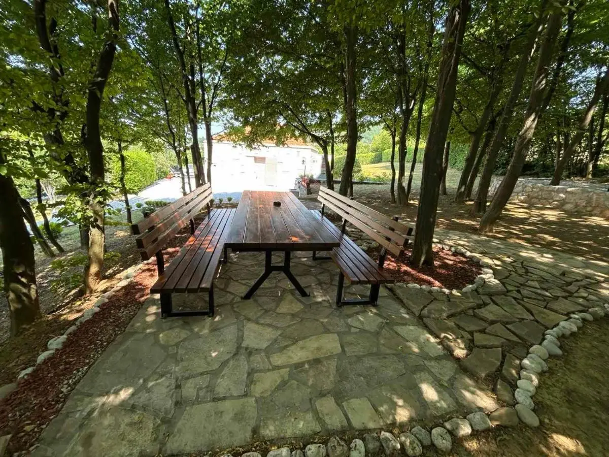 Woodrock Villa