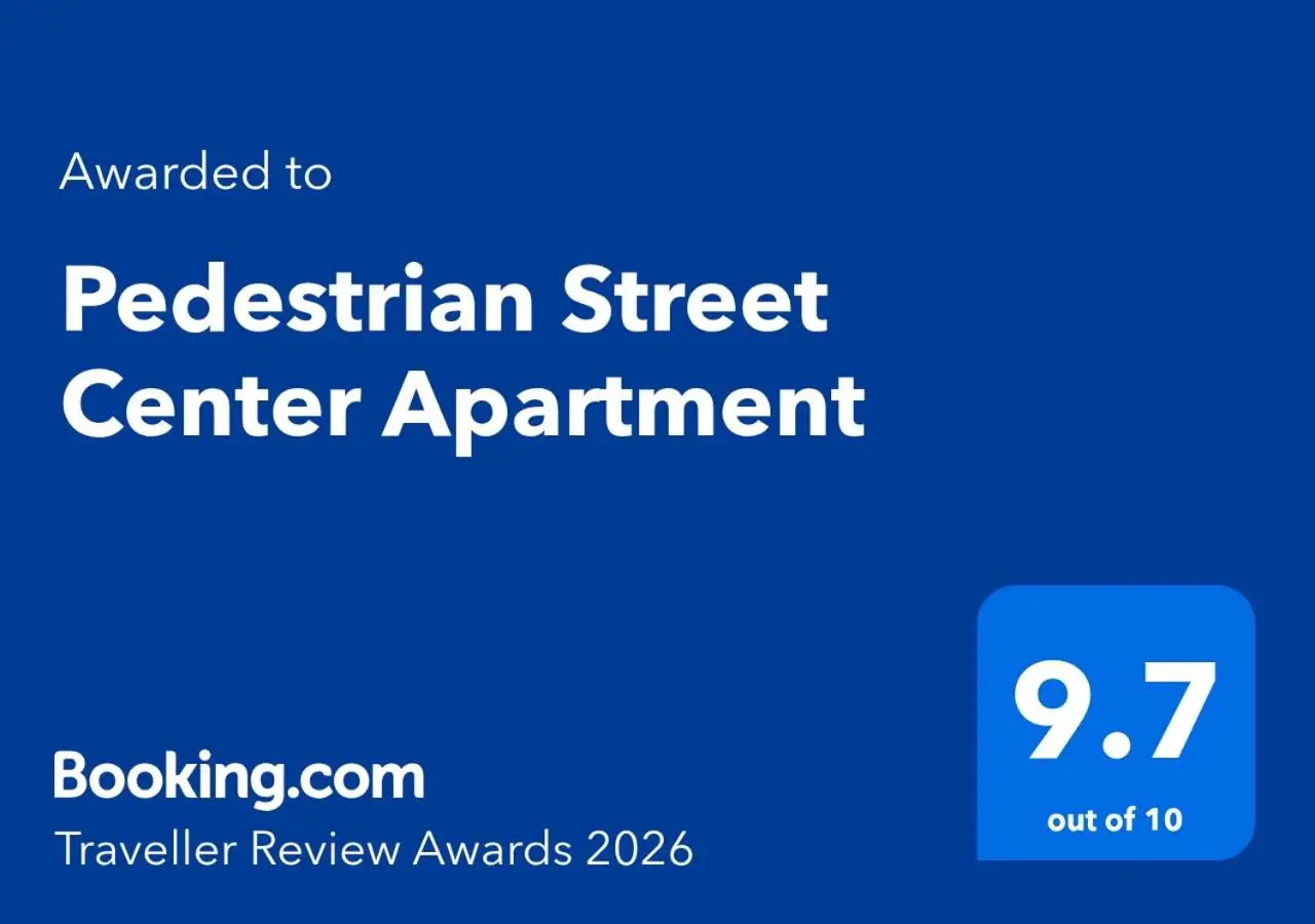 Pedestrian Street Center Apartment