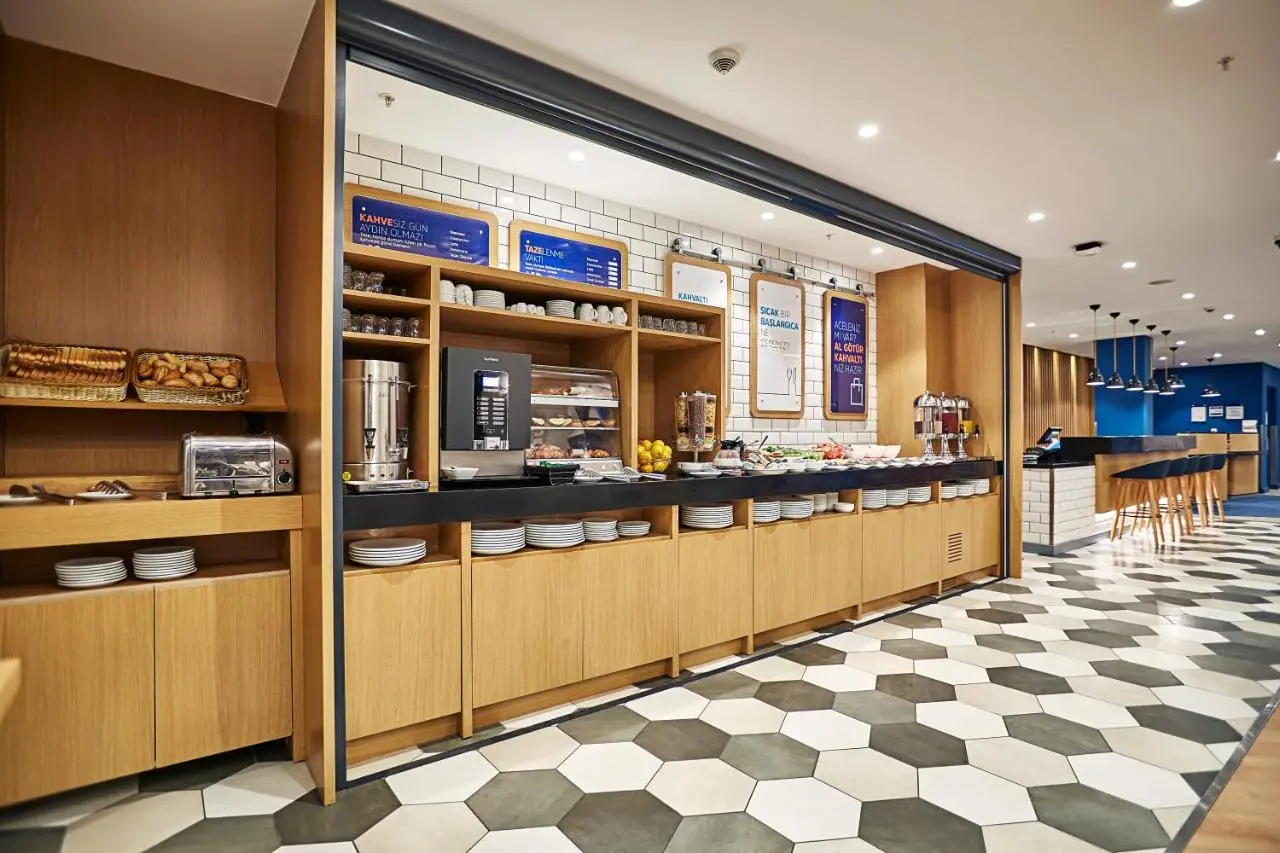 Holiday Inn Express - Istanbul - Atakoy Metro by IHG