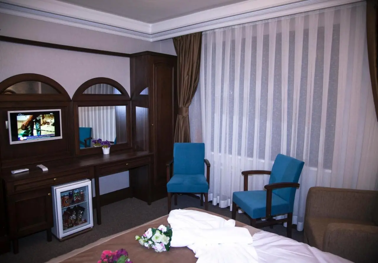 Golden Pen Hotel
