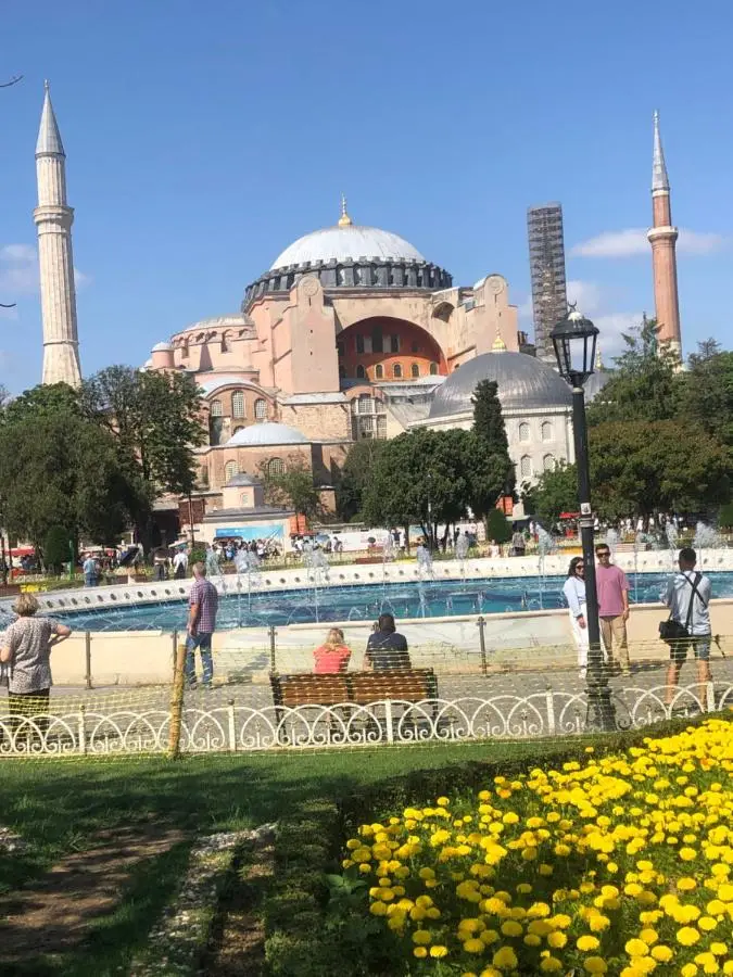 BACHOS HOTEL SULTANAHMET enjoy breakfast on the sea view terrace