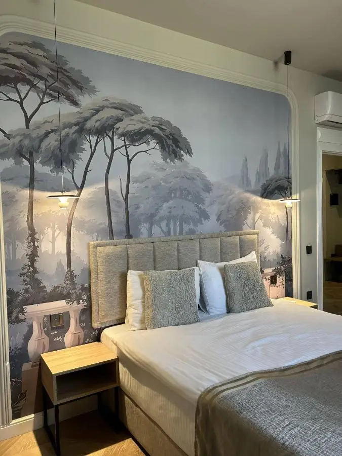 lux-deluxe city apartment