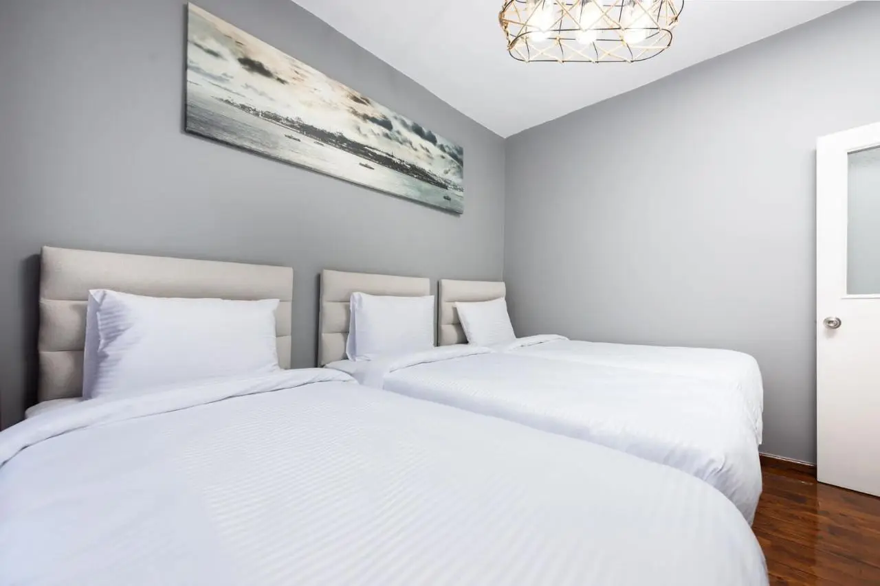 Bright Apart Hotel