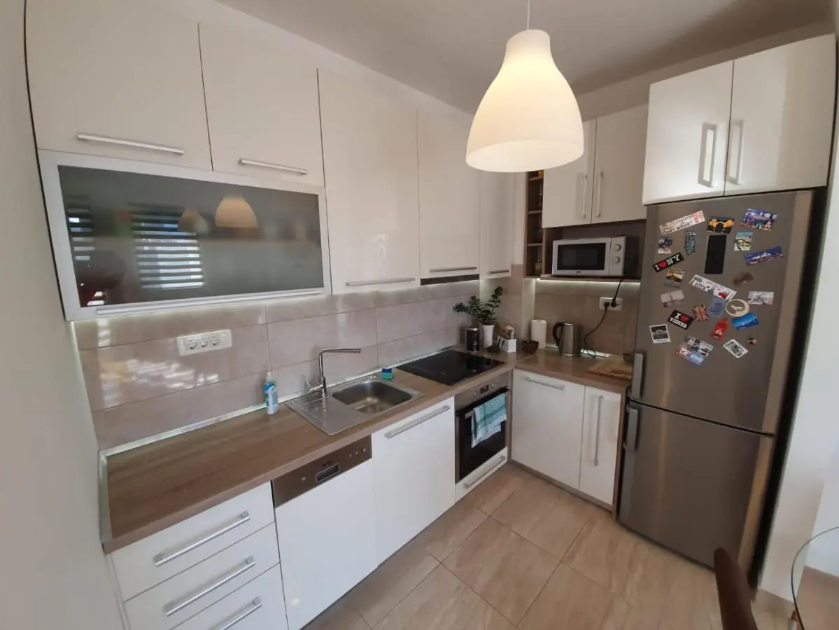 Sunny home in Mostar with a garage!