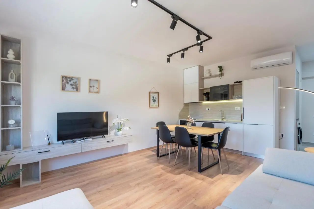 2BR at Artist's Palace - Skanderbeg Square Views