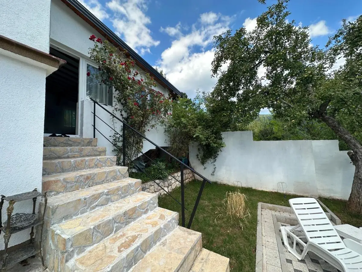 Villa IMAN
