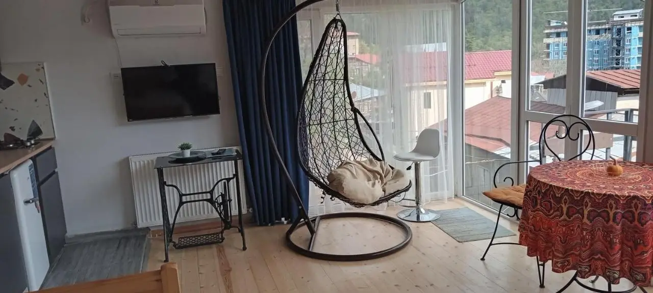 Tamara's apartment