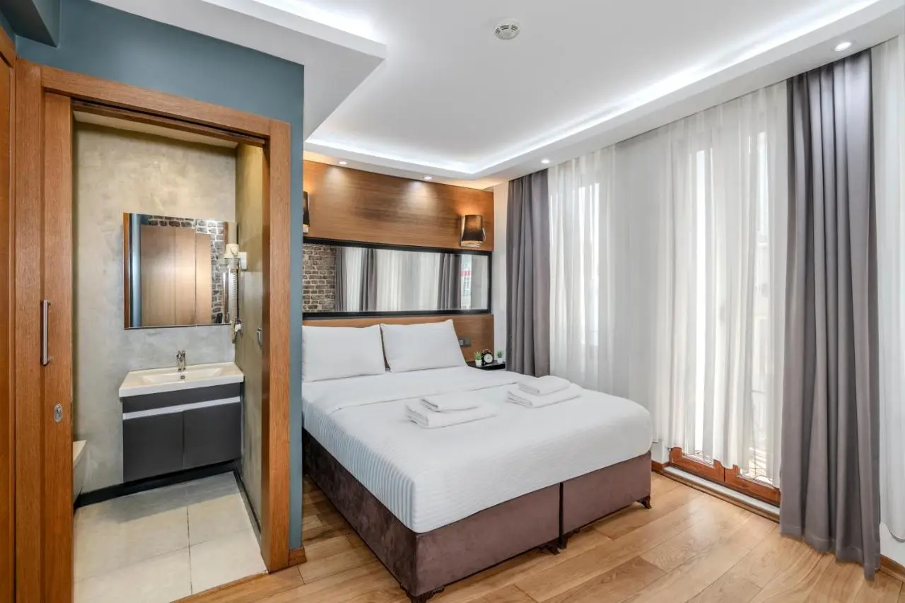 The Xenia Hotel